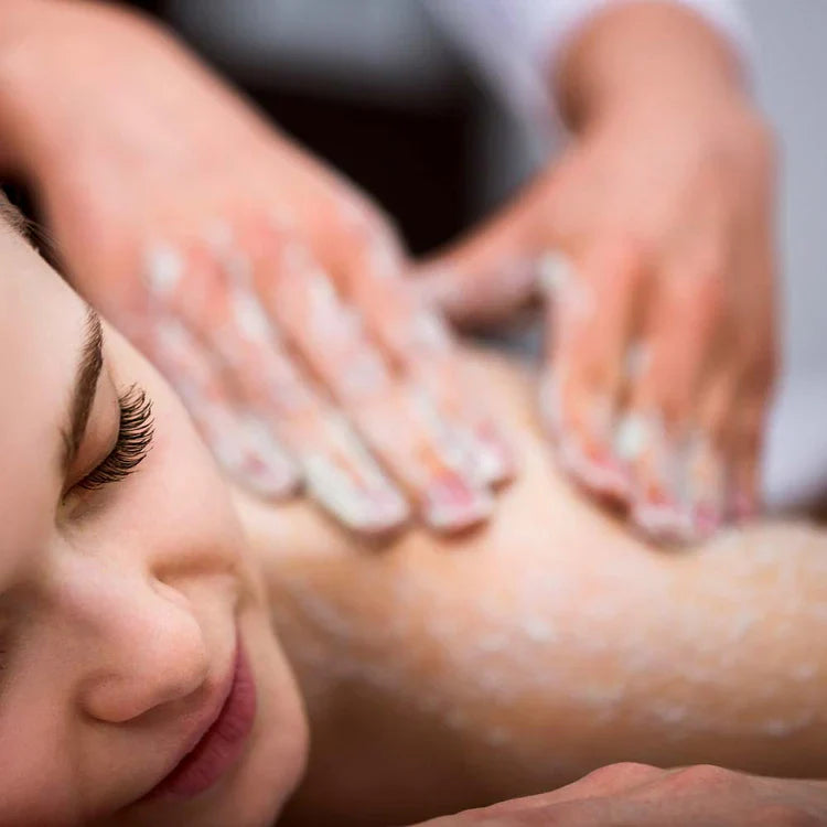 Lemon Glow скраб за изсветляване и изглаждане на кожата 200 g