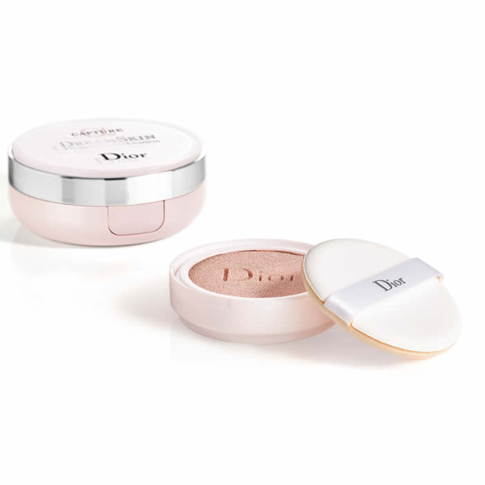<tc>DIOR</tc> Capture Dreamskin Moist &amp; Perfect Cushion SPf50 Pa+++ 000 Пълнител
