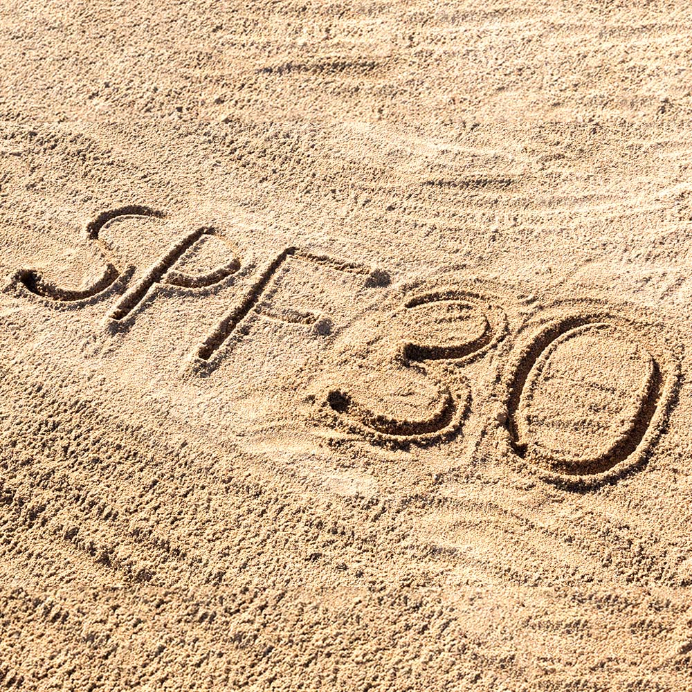 Слънцезащитен крем за лице и тяло SPF 30 с анти -старееща хиалуронова киселина - 200 ml
